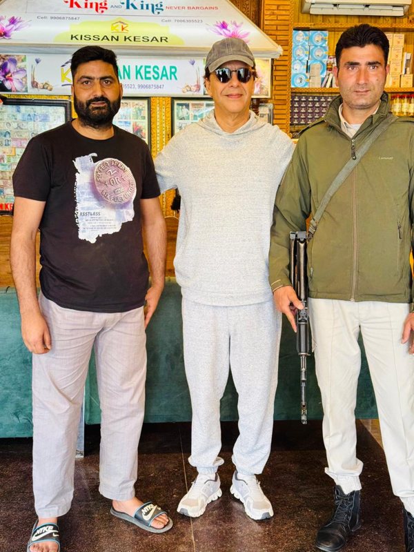 Guest at Kissan Kesar