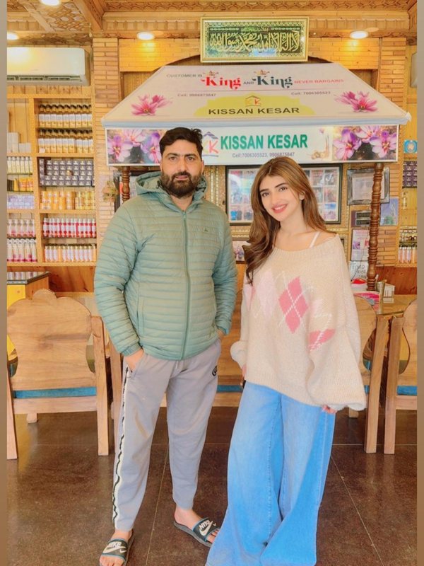 Guest at Kissan Kesar
